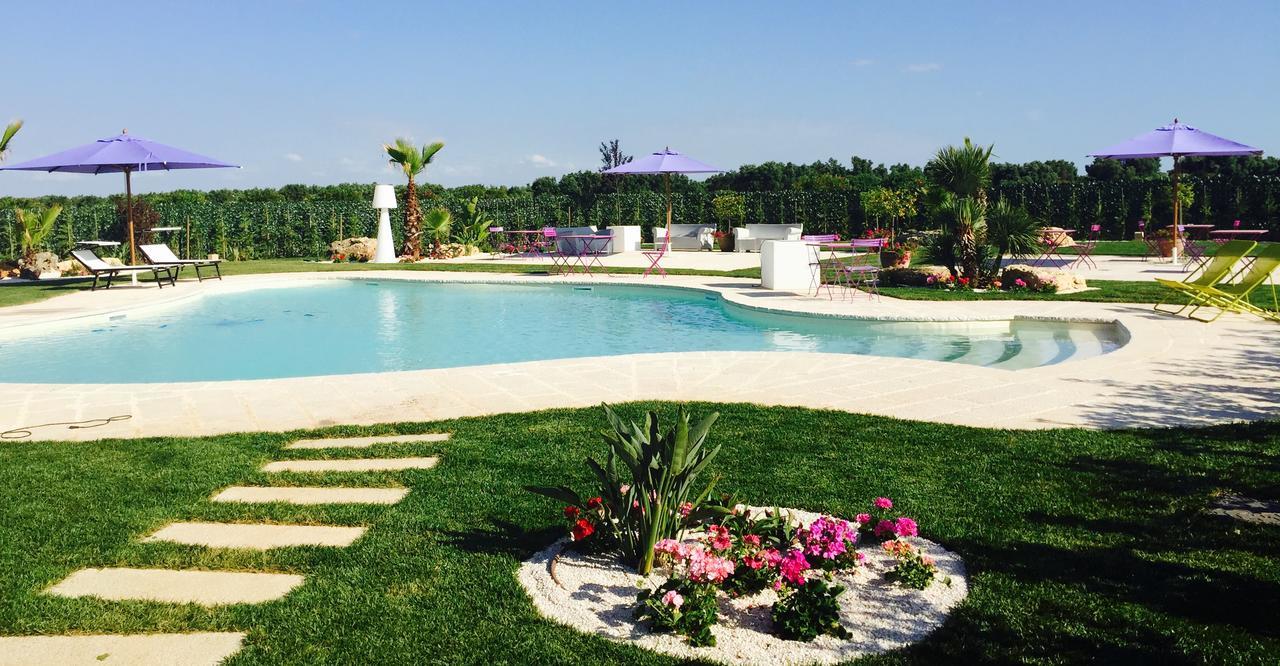 Le Scuderie - Castello Monaci Bed & Breakfast ซาลิเช ซาเลนติโน ภายนอก รูปภาพ