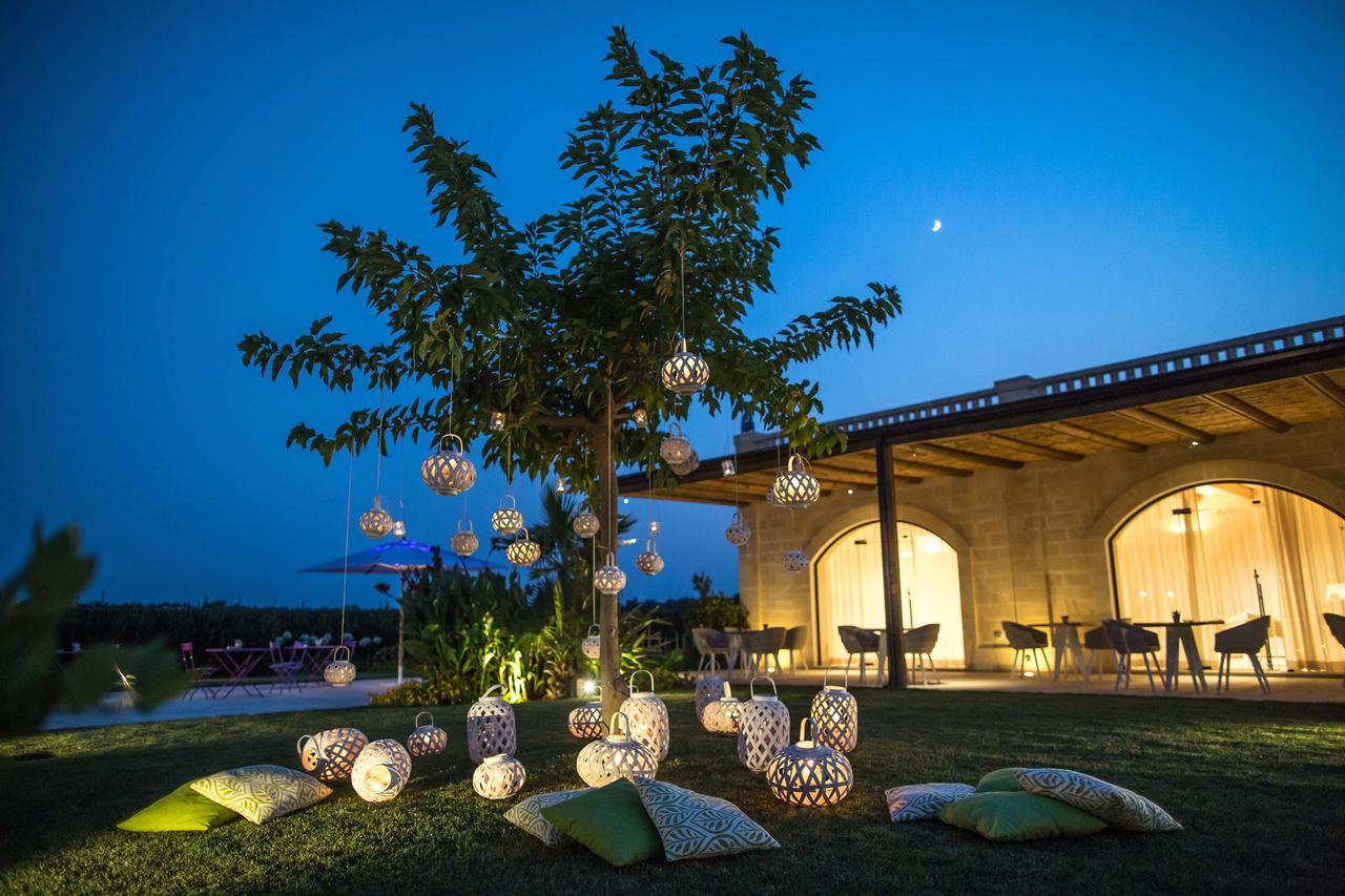 Le Scuderie - Castello Monaci Bed & Breakfast ซาลิเช ซาเลนติโน ภายนอก รูปภาพ