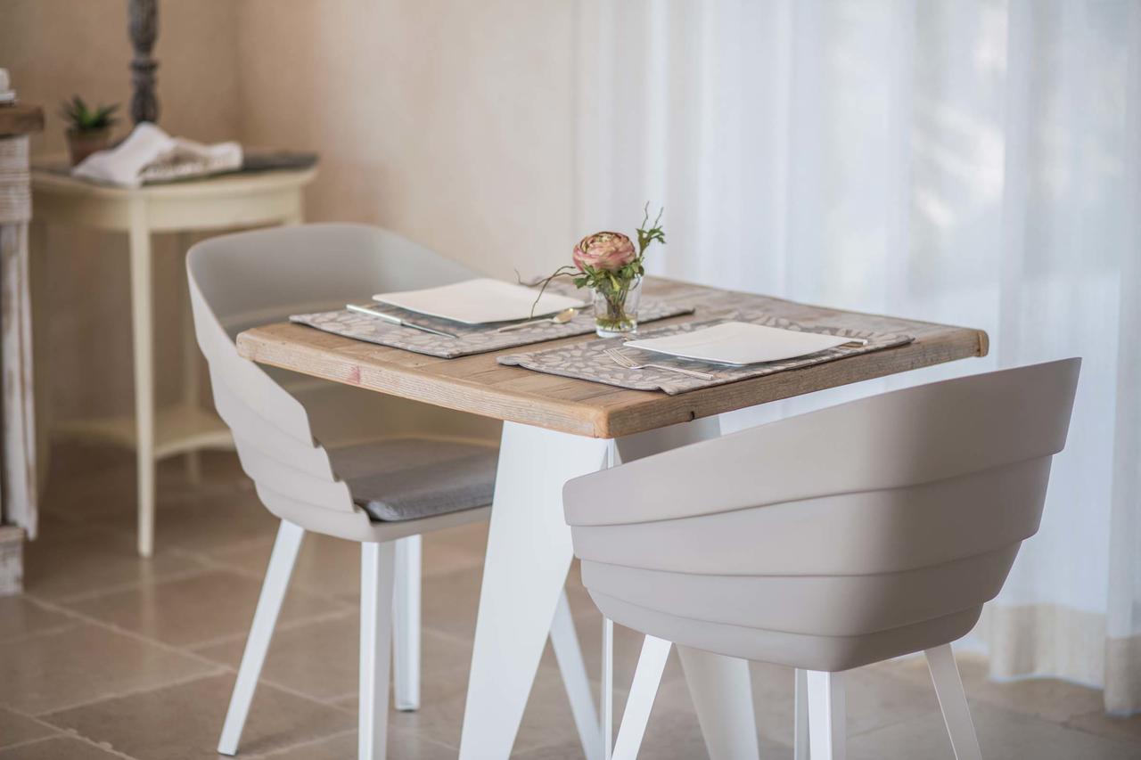 Le Scuderie - Castello Monaci Bed & Breakfast ซาลิเช ซาเลนติโน ภายนอก รูปภาพ