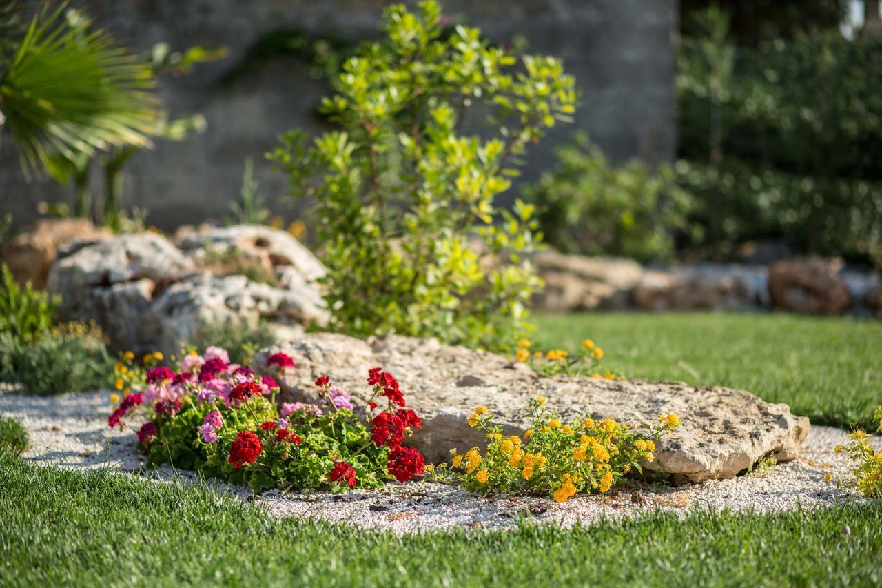 Le Scuderie - Castello Monaci Bed & Breakfast ซาลิเช ซาเลนติโน ภายนอก รูปภาพ