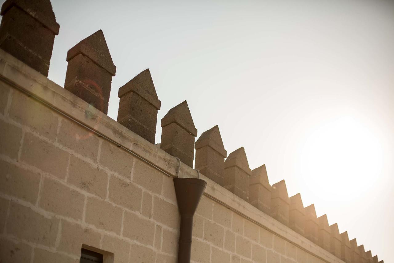 Le Scuderie - Castello Monaci Bed & Breakfast ซาลิเช ซาเลนติโน ภายนอก รูปภาพ
